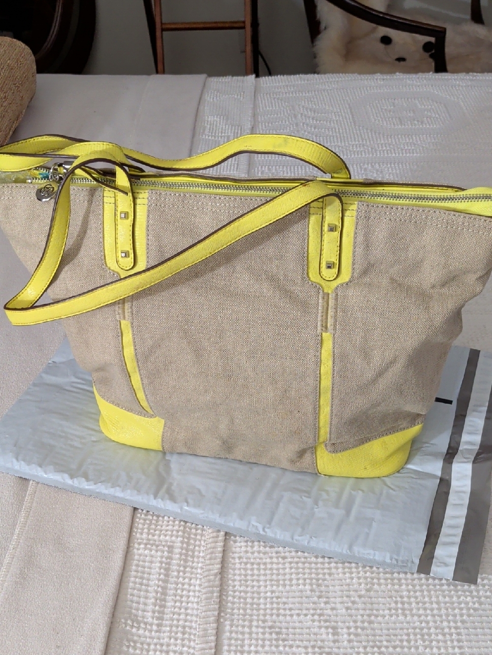 Stella And Dot- HellonSumshine Canvas Tote Bag with Yellow Trim